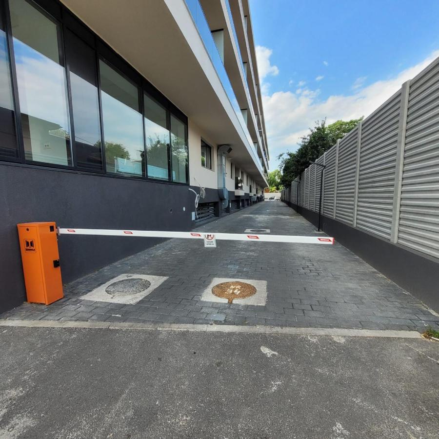 Studio 10 - Catedral Residence Bucharest - Free Parking 外观 照片